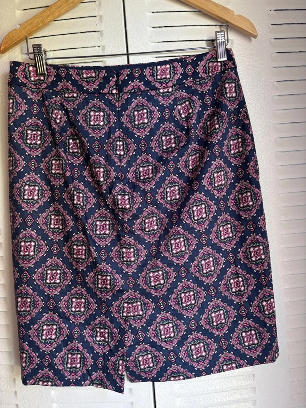 J.Crew Printed Mini Skirt Size 6 Navy Pink Chic Classic Style - Picture 4 of 8